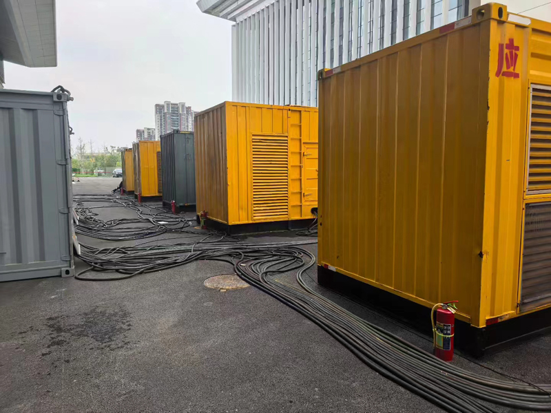 永川不同季节柴油发电机组保养有哪些注意事项?